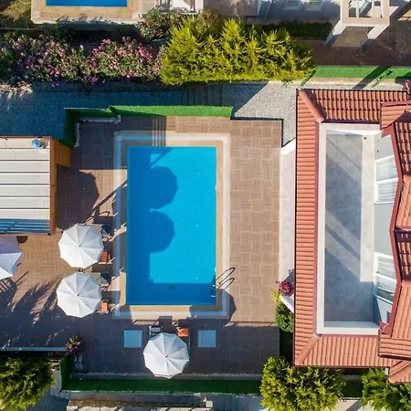 Kamelya Villa